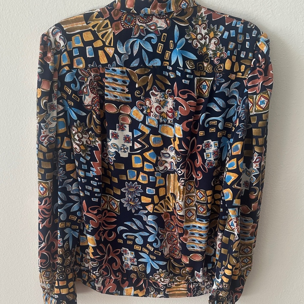 Colorful Patterned Blouse - Picture 4 of 5